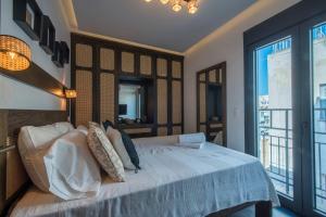 Captain Stam Suites Athens - FamilyApartment