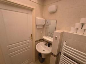 Fantastic-Inn Kraków - B7 Pokój C306