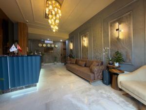 Alabi Hotels