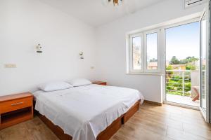 CC Rooms Thonhy Near Beach