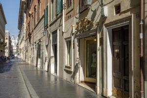 Spanish Steps - Fontanella Borghese
