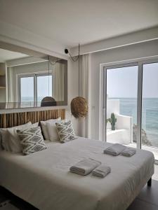 SEA FRONT- Luxe & Private Pool