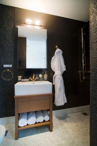 NLH FIX | Neighborhood Lifestyle Hotels