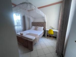 Barbados Apartment near Nyali cinemax