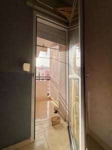 Perfect Stay Apartment 10 min to airport ibn battouta and beach