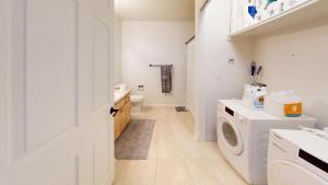 Tapestry Flats Condo - Lowry