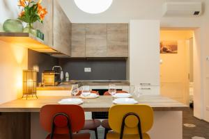 Emilia Suite Central