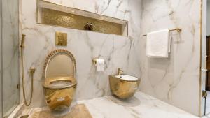 Modern Luxury Two-BR Apartment in Hay Mohammadi