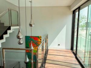 Villa Ria Lux - com jacuzzi e piscina aquecível em Olhão