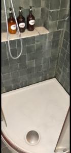 Zeus Rooms 60