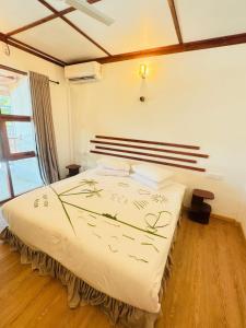 Sevenseas Seaview Maldives