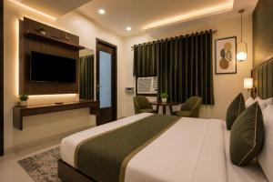 Hotel The Nova Near-Delhi Airoprt & Free Airoprt Pickup&Drop