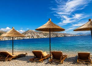Mediterranean Vistas Saranda, Sea View, Beach & City Studios