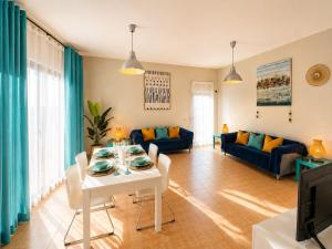 Dar Nur villa Ideal for Families, Couples, and digital Nomads with Private Pool BBQ Solarium