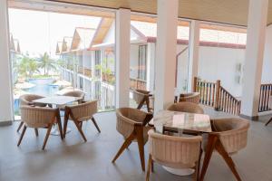 Aathi Beach Resort Uppuveli