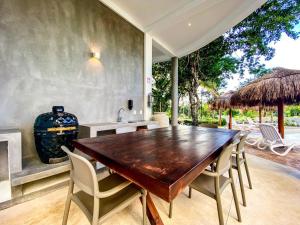Quiet and Resting Home 1BR with KingBed Wifi Pool BBQ