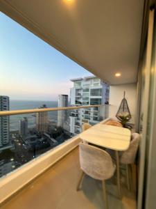 Apartamento Moderno y Lujoso con vista al Mar PISO19 - Cerca a la Ciudad Amurallada