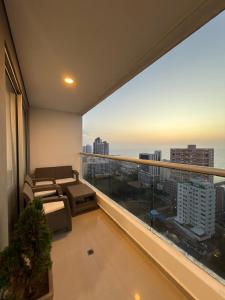 Apartamento Moderno y Lujoso con vista al Mar PISO19 - Cerca a la Ciudad Amurallada