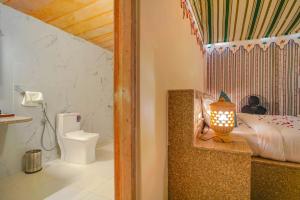 Diamond Desert Camp Safari tour A-family Luxury Camp