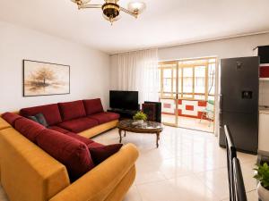 Tirana Central Exclusive - Check in 24h