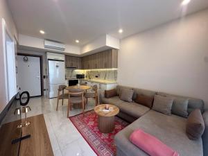 Walking distance to the beach