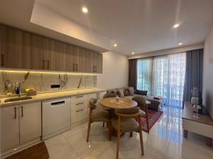 Walking distance to the beach