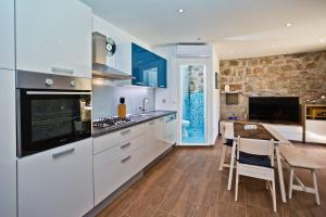 Villa Don Dan Terrace Apartment