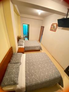Hostal acacias