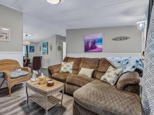 Dickerson Bay Retreat by BlueWater Realty Group