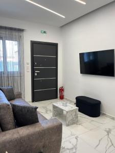 Salamina Downtown Apartment East