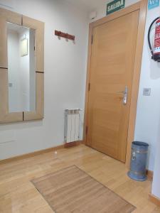 Apartamentos Chevere Naranja con Garaje