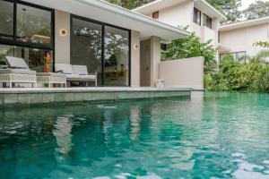 Casa Blue Marlin Jungle Villa & Infinity Pool