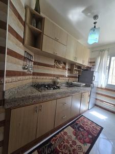 Peacefull Stay Near the Ocean, Dining & Airport