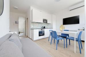 Via Appia New Modern Flat - Near Metro San Giovanni