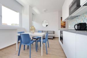 Via Appia New Modern Flat - Near Metro San Giovanni