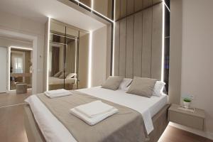 Bacovia Grand Apartment- Free Parking
