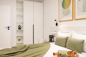 Sasha Wave 1-Bedroom with Free Private Parking