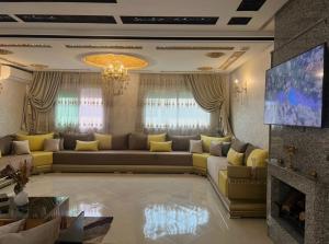 Moroccan Elegance & Modern Living