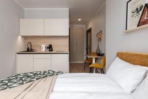 Compact & Central Old Town Studio