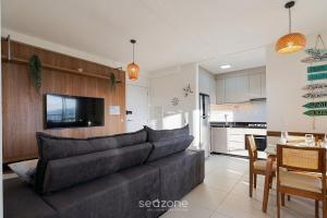 Apto. Moderno em Cond. c Piscina SKL1505