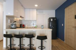 Designer 2BR Perfect View near Costa Verde by Geko