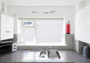 NEW Coastal Getaway in Whitstable