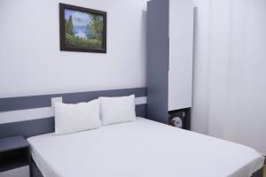 LAN HA PEARL HOTEl