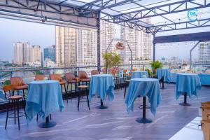 G8 Riverside Hotel & Rooftop Skybar