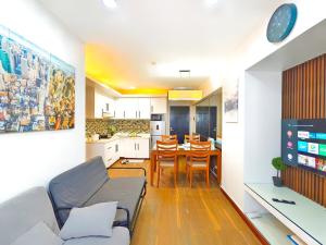 1202T2 Avida Towers Cebu IT Park 1BR Unit 470 Mbps Wi-Fi