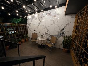 El Platillo Loft, Luz de Ely