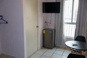 1 Studio Apartment near the American Consulate