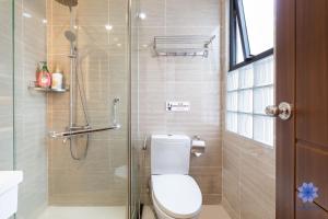 KINDNEST APARTMENT FOR RENT, NEAR AIRPORT, Elevator, Kitchen, Washing Dryer