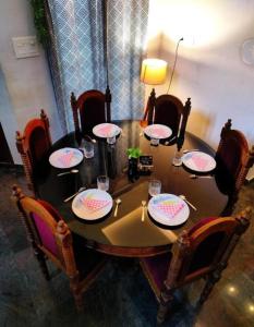 Trivian Home