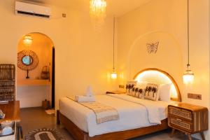 Living Asia Sunset Resort